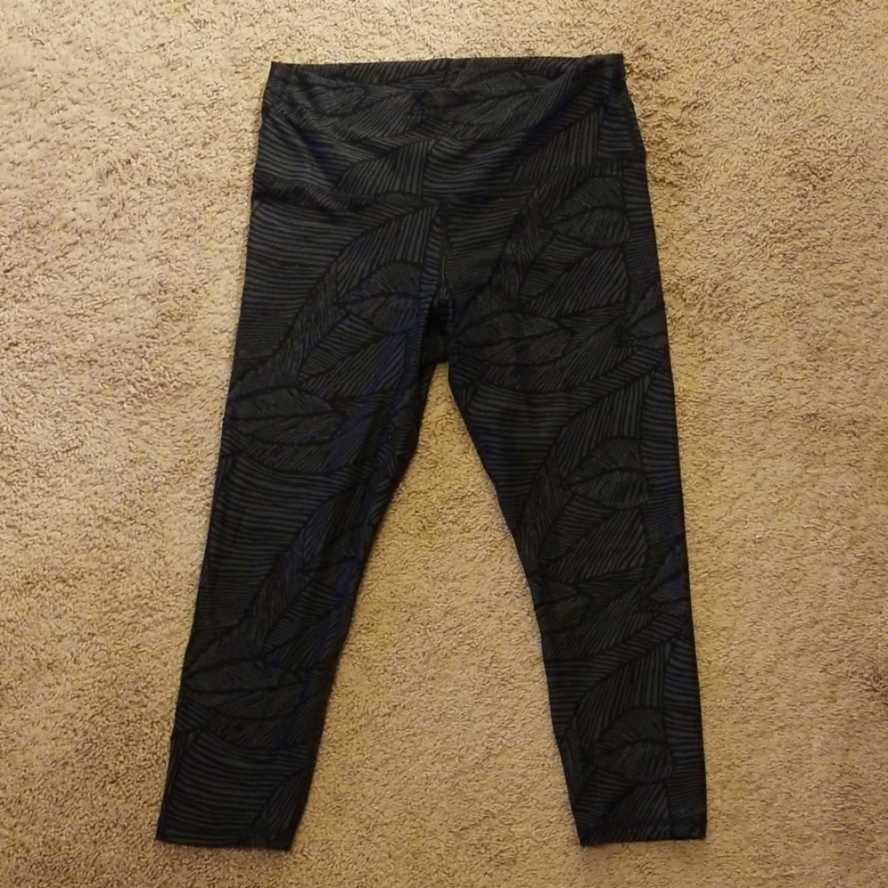Medium Capri Workout/Yoga Pants